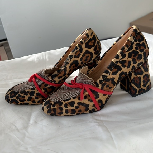 Antonio Melani leopard print heels - Picture 2 of 5